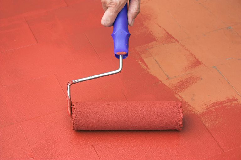 Betonboden streichen » Anleitung in 3 Schritten
